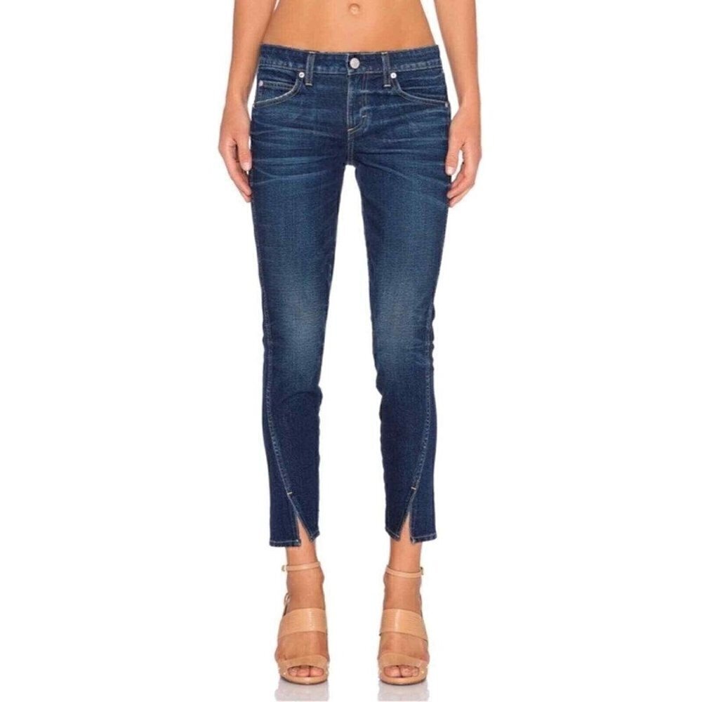 Amo Women's Sz 24 Twist Cropped Jeans in True Blue